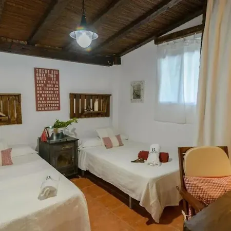 Villa Grand In Chimeneas, Pool